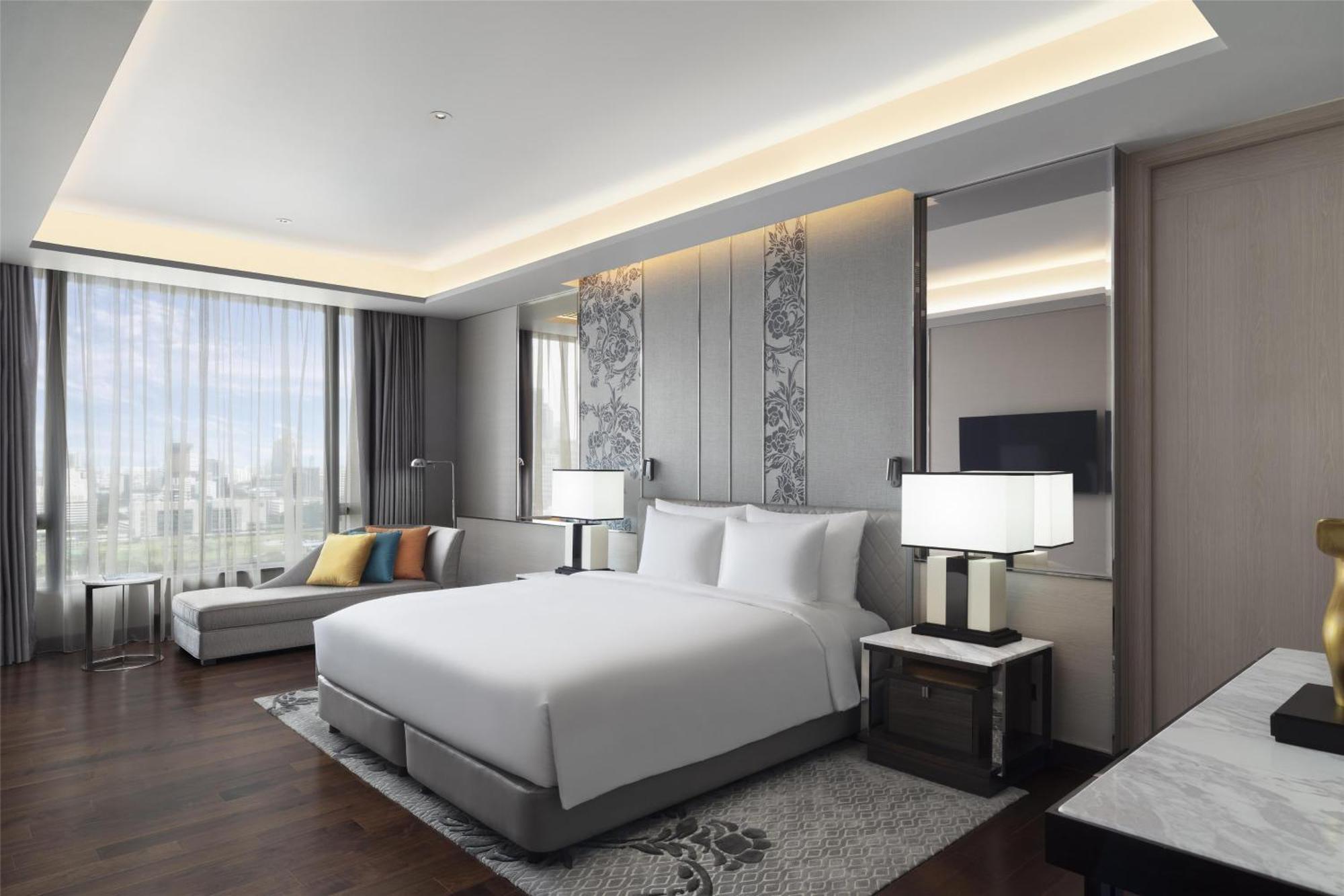 Hotel Sindhorn Kempinski 5*